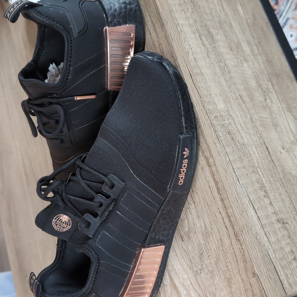 Adidas NMD_R1 Black And Rose Gold Metallic Running Shoes